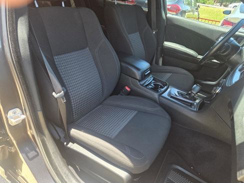 Used 2023 Dodge Charger SXT w/ Blacktop Package RWD image 12