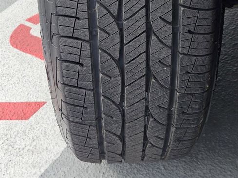 Certified 2022 Lincoln Corsair AWD w/ Equipment Group 101A image 11