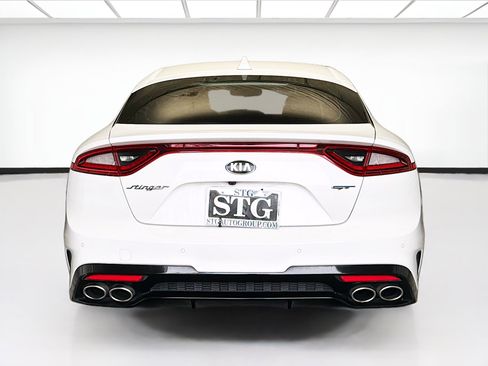 Used 2018 Kia Stinger GT1 image 5