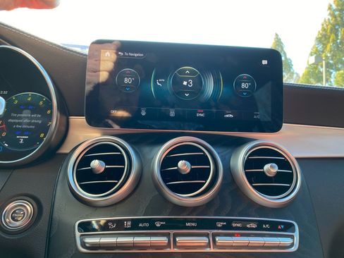 Used 2021 Mercedes-Benz GLC 43 AMG 4MATIC image 17