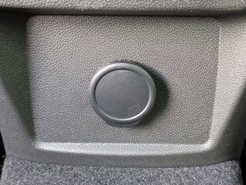 New 2026 Cadillac CT4 V image 13