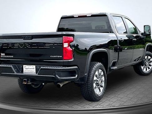 Used 2024 Chevrolet Silverado 2500 Custom w/ Custom Value Package AWD/4WD image 6