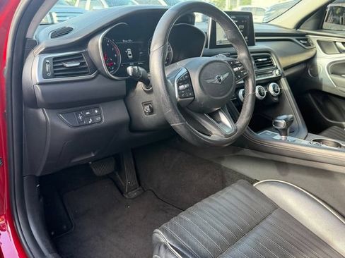 Used 2021 Genesis G70 2.0T w/ Elite Package RWD image 11