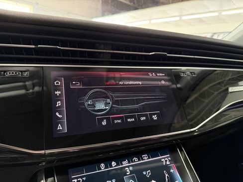 Used 2020 Audi Q7 3.0T Premium Plus w/ Premium Plus Package AWD/4WD image 25