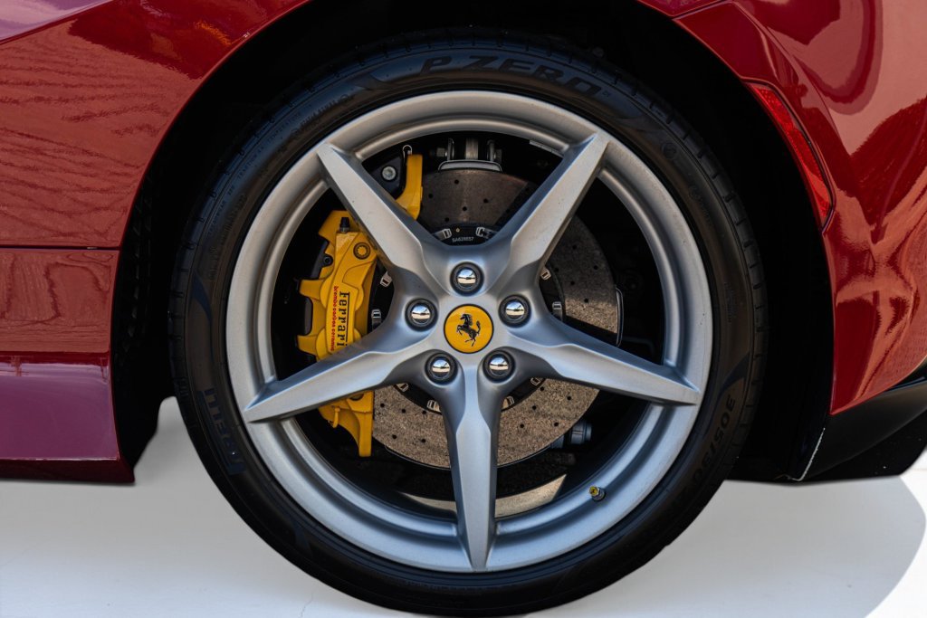 Certified 2022 Ferrari F8 Tributo RWD image 61