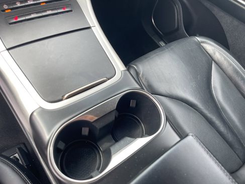 Used 2020 Lincoln Nautilus Premier w/ Equipment Group 101A image 25