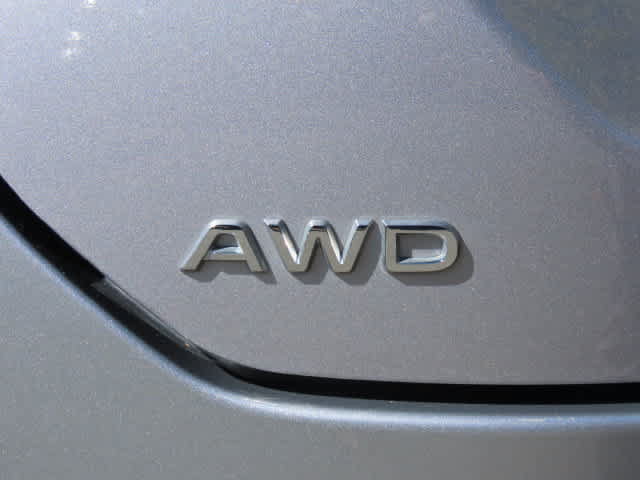 Used 2024 Honda Pilot Touring image 9