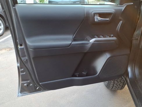 Used 2023 Toyota Tacoma TRD Off-Road RWD image 13