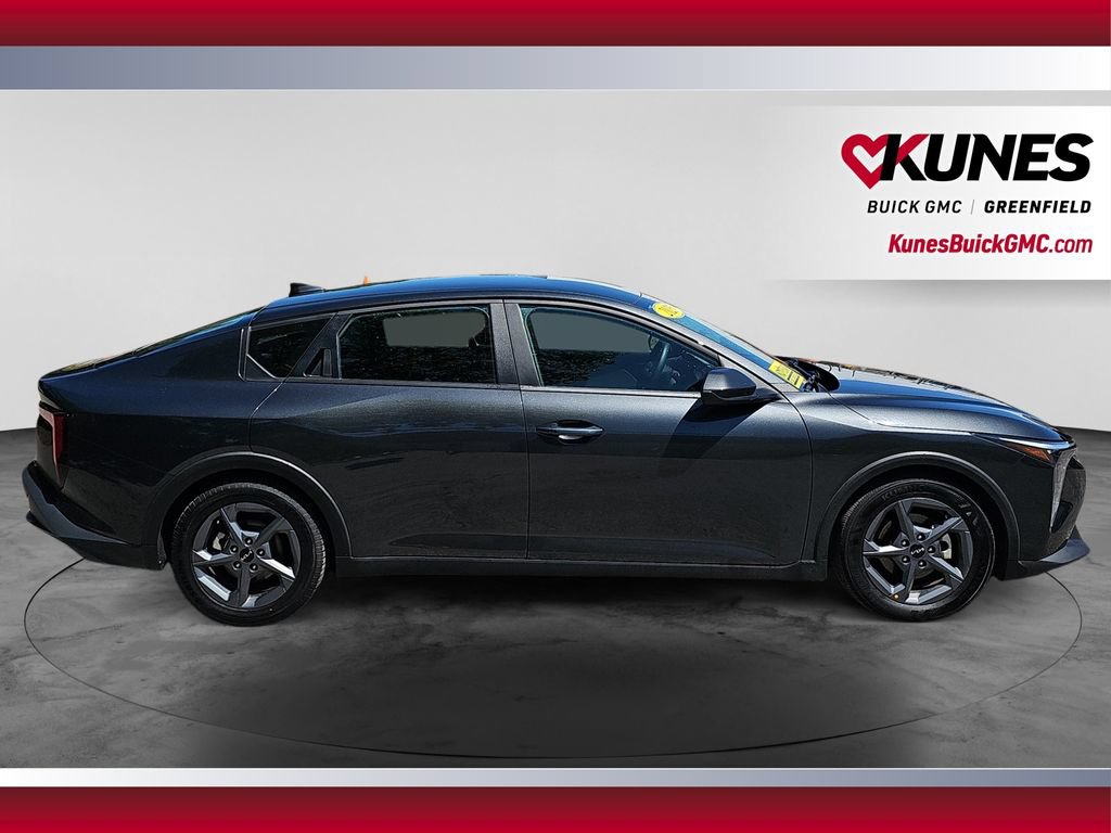 Used 2025 Kia K4 FWD image 12