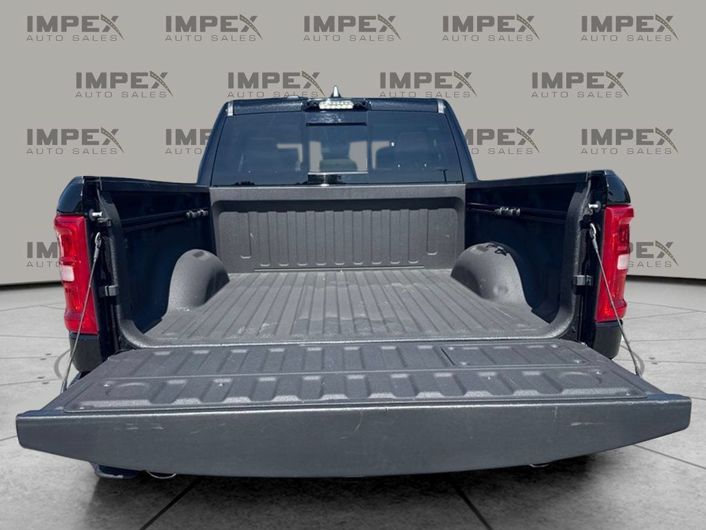 Used 2026 RAM 1500 Laramie w/ Advanced Safety Group II AWD/4WD image 26