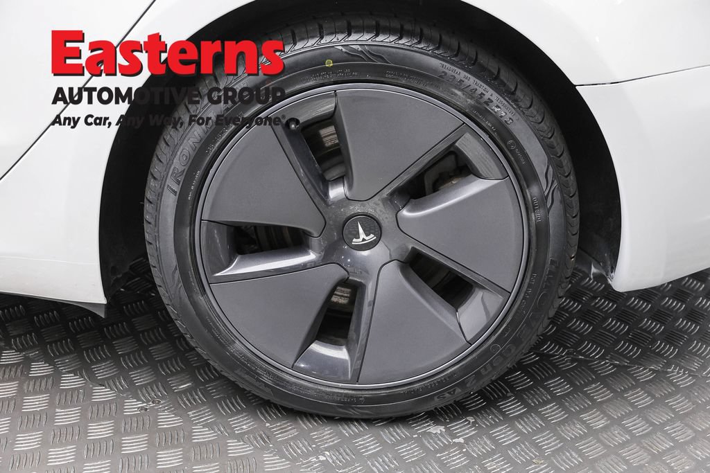 Used 2023 Tesla Model 3 Standard Range RWD image 10