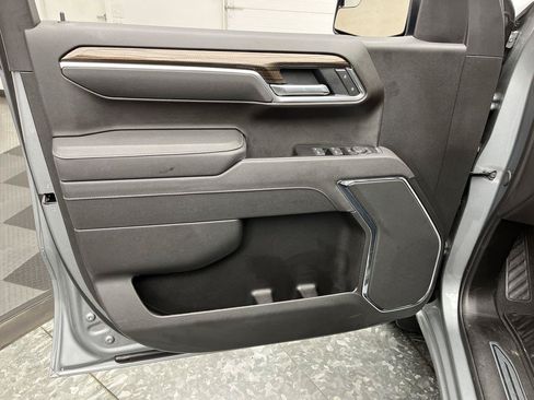 Used 2026 Chevrolet Silverado 1500 LT AWD/4WD image 8