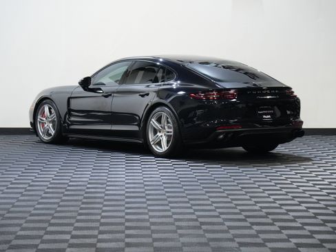 Used 2017 Porsche Panamera Turbo w/ Carbon Fiber Interior Package AWD/4WD image 8