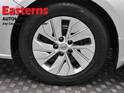 Used 2023 Nissan Altima 2.5 S FWD image 31