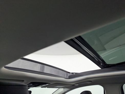 New 2026 Kia Sportage SX FWD image 28