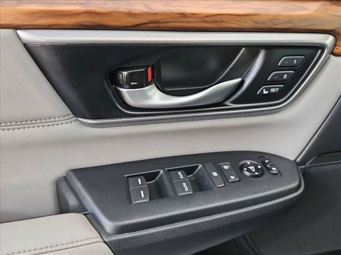 Used 2020 Honda CR-V Touring image 24