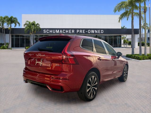 Certified 2024 Volvo XC60 B5 Plus AWD/4WD image 7