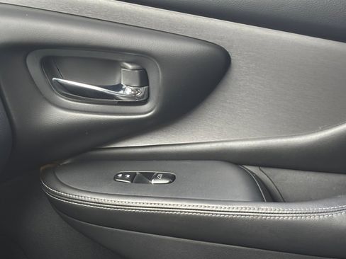 Used 2019 Nissan Murano SL image 19