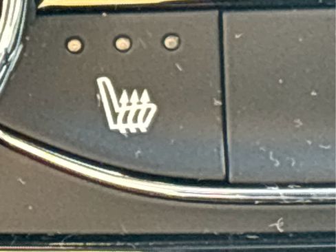 Certified 2026 Chevrolet Trax RS w/ Driver Confidence Package image 19