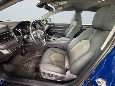 Used 2023 Toyota Camry LE image 8