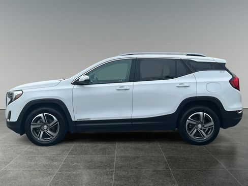 Used 2021 GMC Terrain SLT image 4