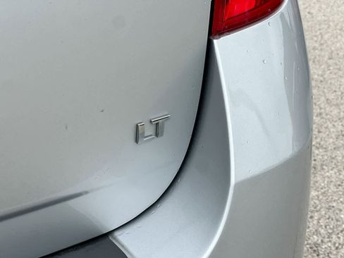 Used 2017 Chevrolet Equinox LT w/ Convenience Package image 18