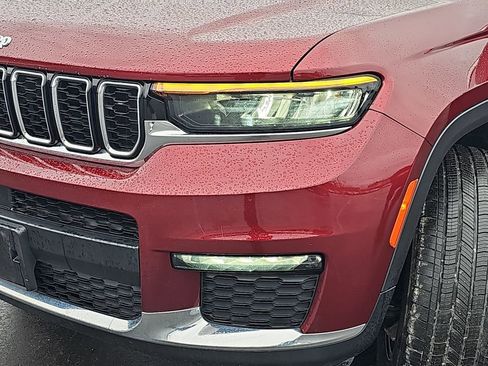 Used 2022 Jeep Grand Cherokee L Limited image 36