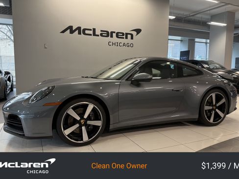 Used 2025 Porsche 911 Carrera image 17