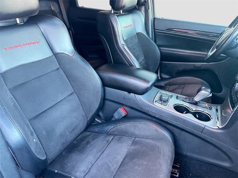 Used 2020 Jeep Grand Cherokee Trailhawk image 29