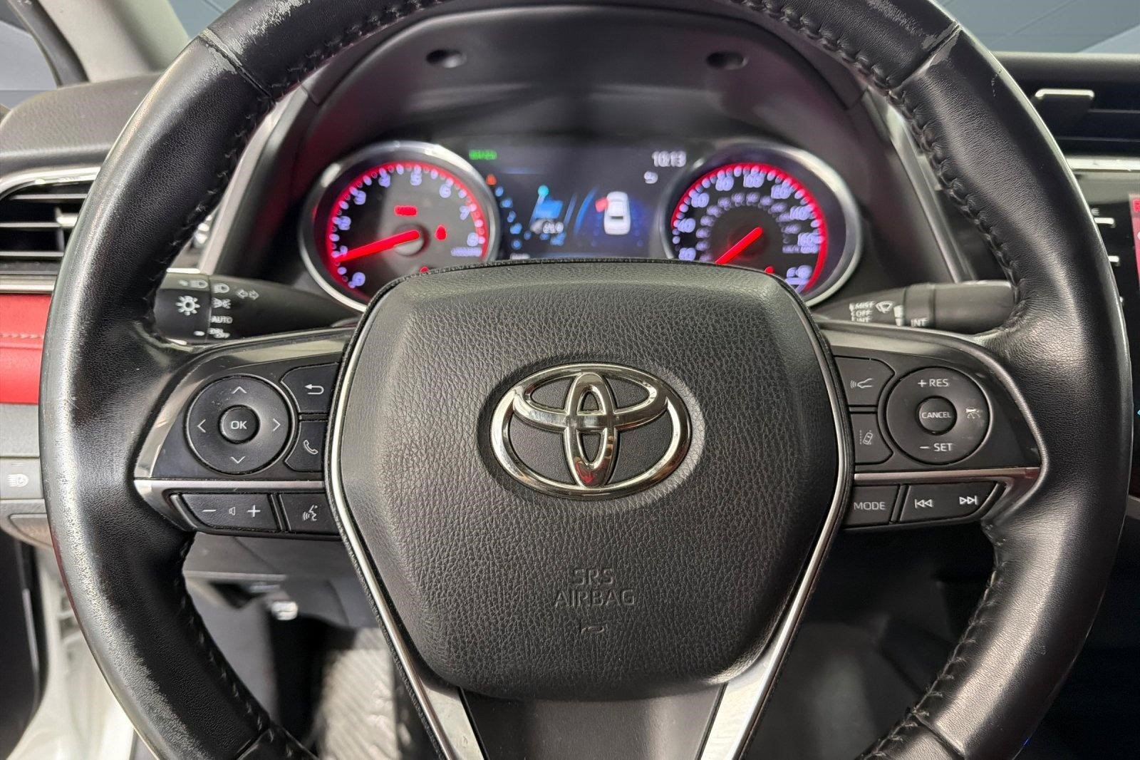Used 2019 Toyota Camry XSE w/ Carpet Mat Package FWD image 11