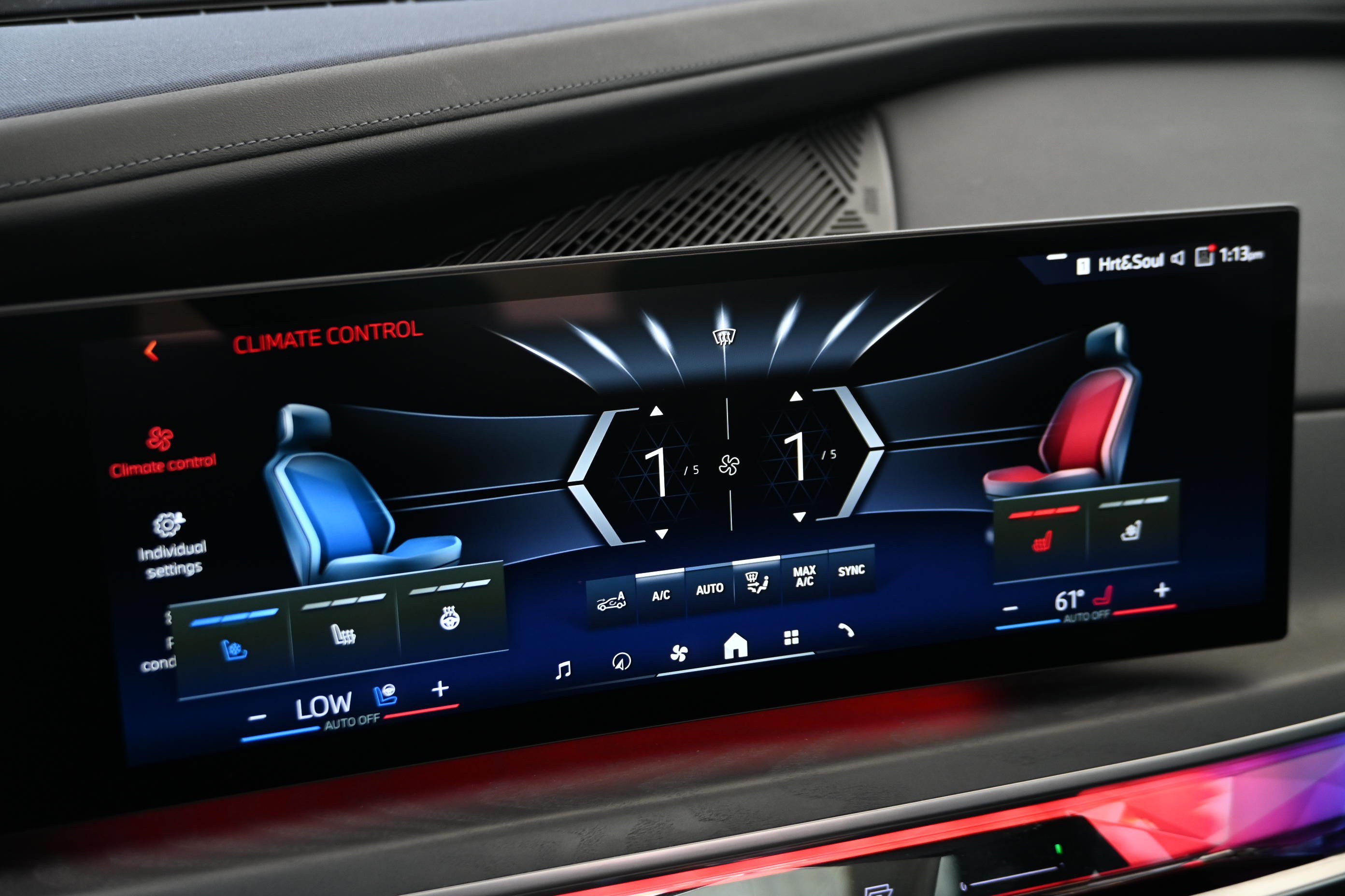 Certified 2024 BMW i7 xDrive60 AWD/4WD image 20
