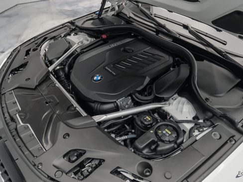 Used 2023 BMW 540i w/ M Sport Package image 75