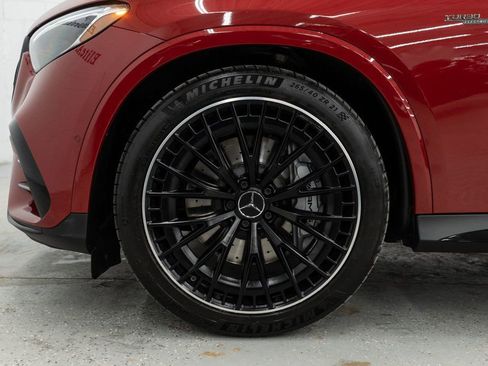 Used 2025 Mercedes-Benz GLC 43 AMG 4MATIC image 36