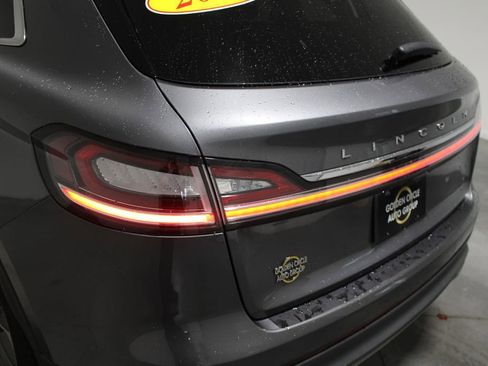 Used 2022 Lincoln Nautilus Reserve image 58