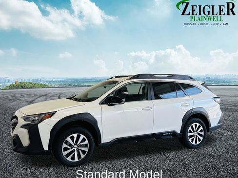 Used 2024 Subaru Outback Premium AWD/4WD image 2