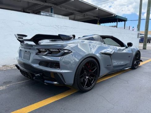 Used 2024 Chevrolet Corvette Z06 w/ Stealth Interior Trim Package RWD image 14
