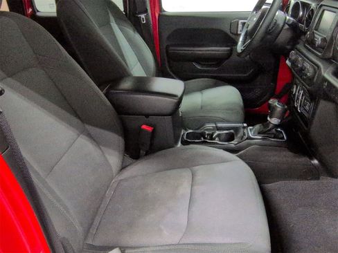 Certified 2018 Jeep Wrangler Unlimited Sport S image 22