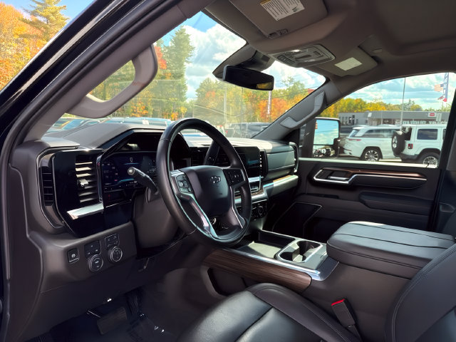 Used 2025 Chevrolet Silverado 2500 LT w/ Trail Boss Package AWD/4WD image 15