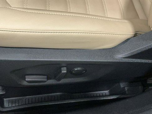 Certified 2021 Ford Edge SEL w/ Convenience Package image 17