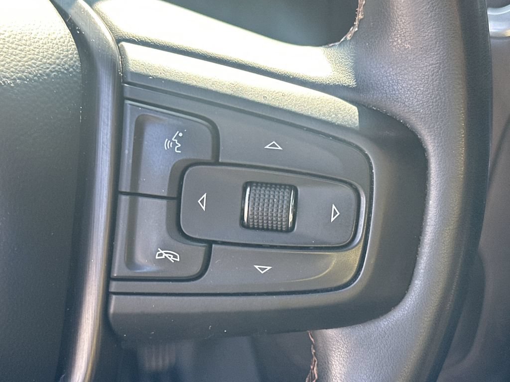 Used 2023 GMC Sierra 2500 AT4 w/ AT4 Preferred Package AWD/4WD image 25