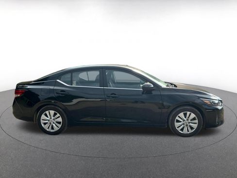 Used 2025 Nissan Sentra S FWD image 18