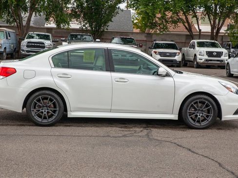 Used 2014 Subaru Legacy 3.6R Limited image 4