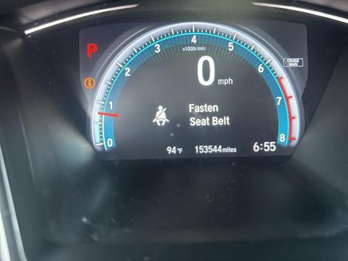Used 2018 Honda Civic EX image 5