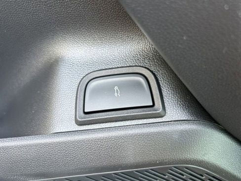 New 2026 Chevrolet Equinox LT w/ Convenience Package II image 26