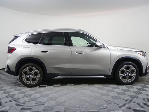 Used 2023 BMW X1 xDrive28i image 2