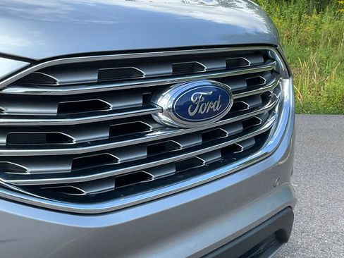 Certified 2024 Ford Edge Titanium AWD/4WD image 21