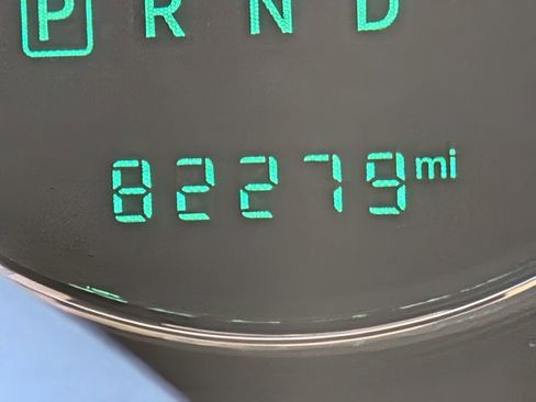 Used 2014 Jeep Wrangler Unlimited Rubicon w/ Connectivity Group AWD/4WD image 16