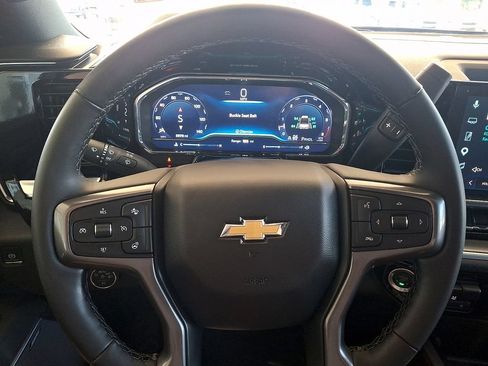 Certified 2025 Chevrolet Silverado 2500 High Country w/ Technology Package AWD/4WD image 20