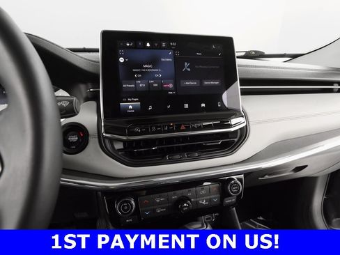 Certified 2022 Jeep Compass Limited image 29