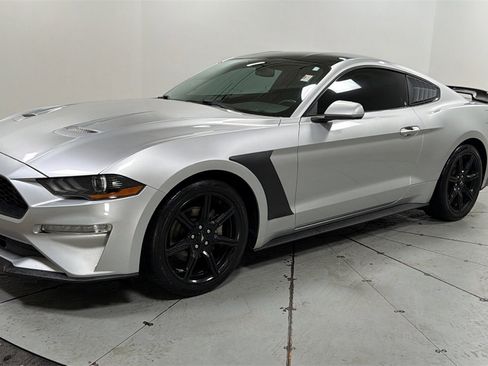 Used 2018 Ford Mustang Coupe w/ Black Accent Pkg image 1